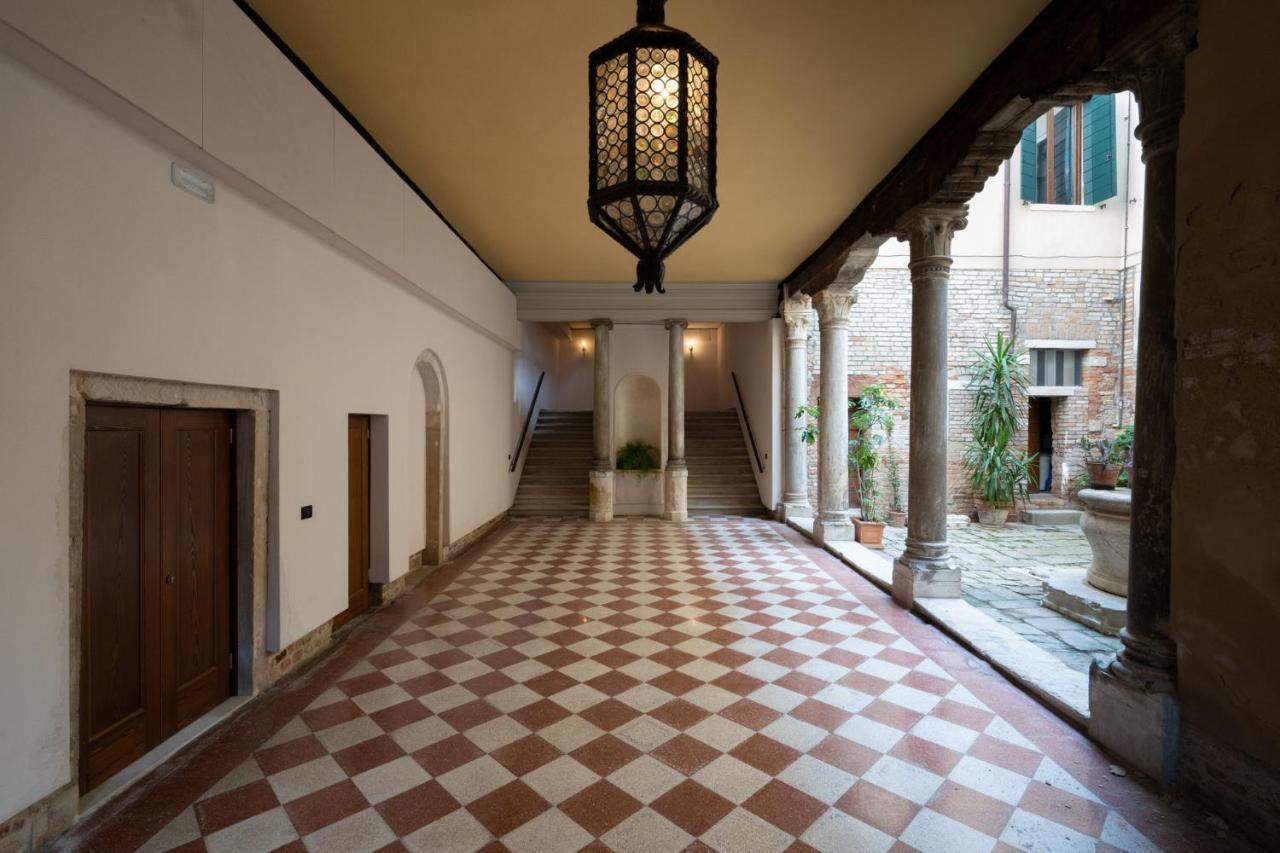 Ca' Longo Palace Damasco Βενετία Εξωτερικό φωτογραφία